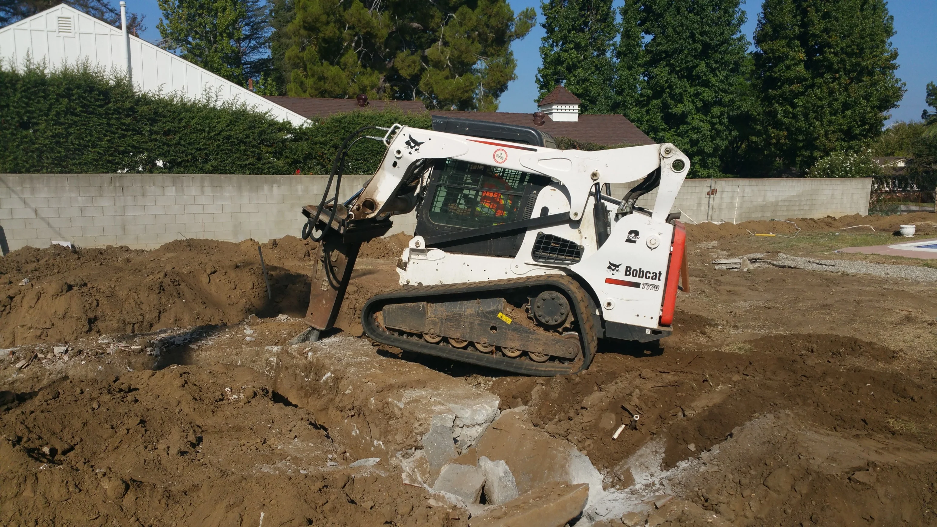 Professional Bobcat excavation equipment